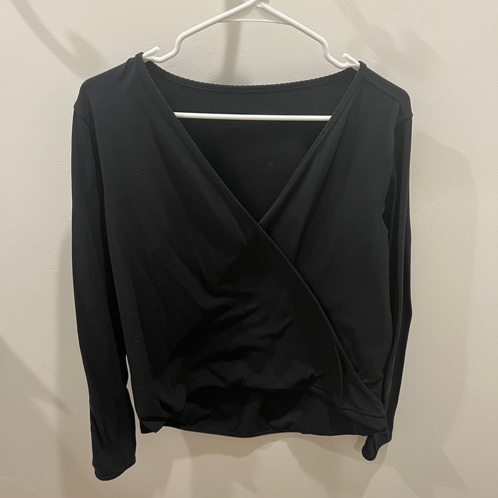 Lululemon Full Freedom Long Sleeve
Black